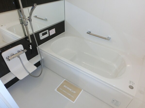 ヴィラ・フォレスティアの物件内観写真